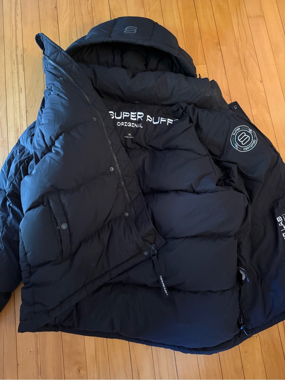 Aritzia The Super Puff Jacket